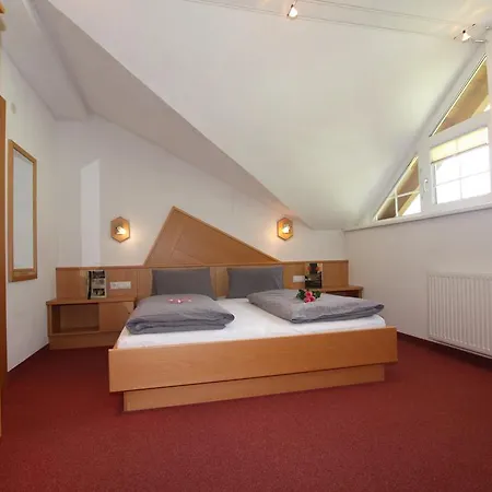 Rustica * קאונרטל