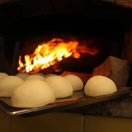 Rustica דירה קאונרטל