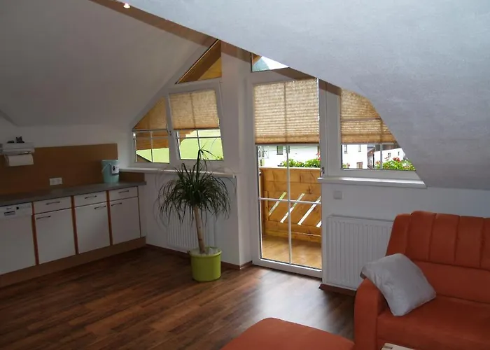 アパート Rustica カウナータール