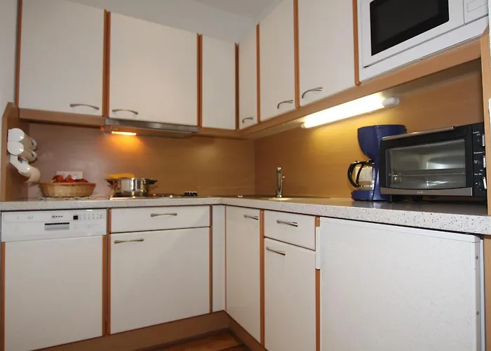 Rustica カウナータール